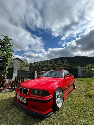 BMW 320-7