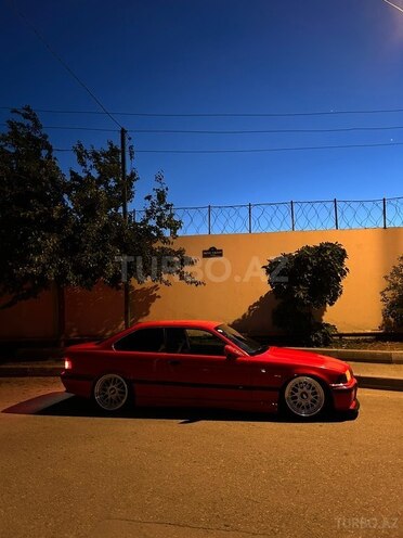 BMW 320-5