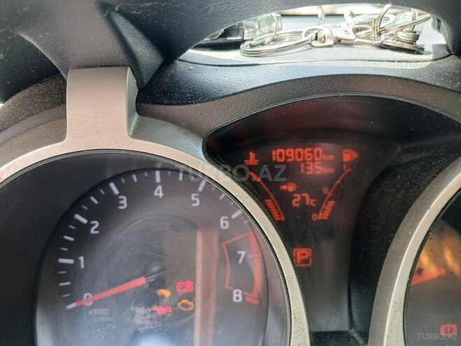 Nissan Juke-11