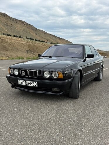BMW 520-3