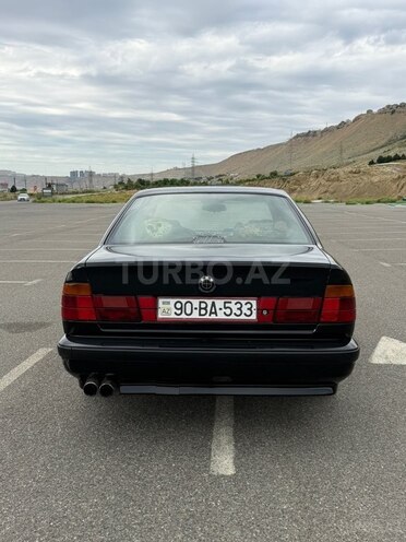 BMW 520-7