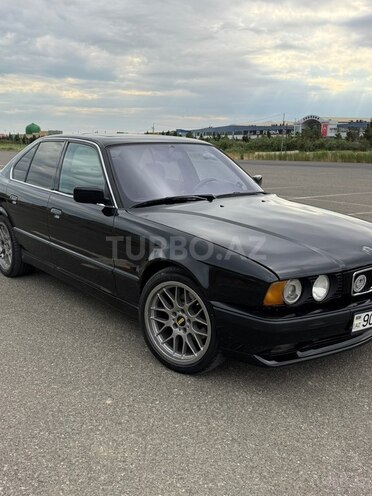 BMW 520-4
