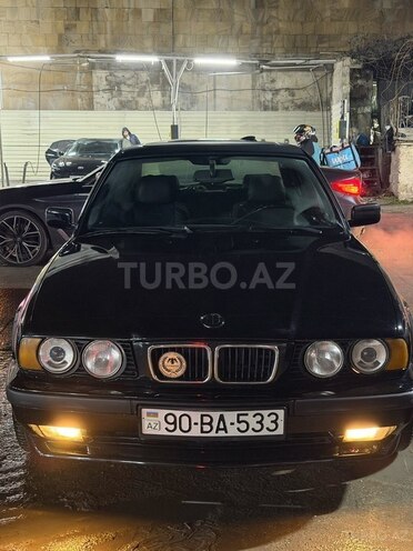 BMW 520-1