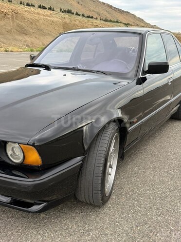 BMW 520-6