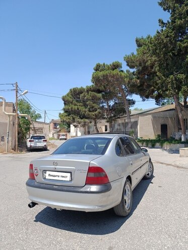 Opel Vectra-5