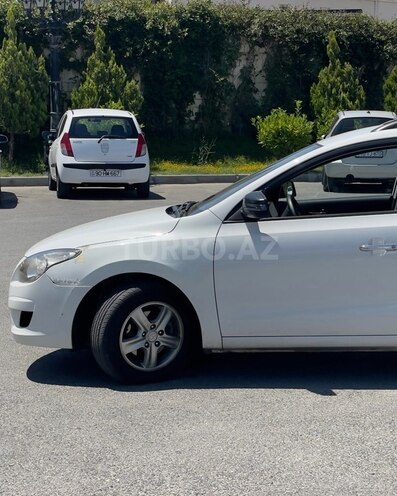 Hyundai i30-6