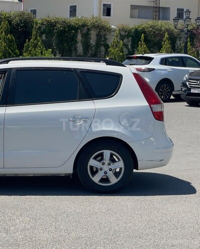 Hyundai i30-7