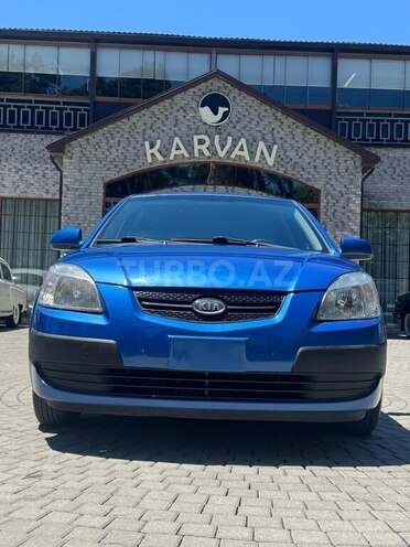 Kia Rio-1