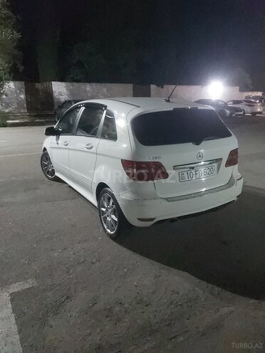 Mercedes B 170-4