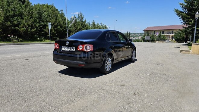 Volkswagen Jetta-5