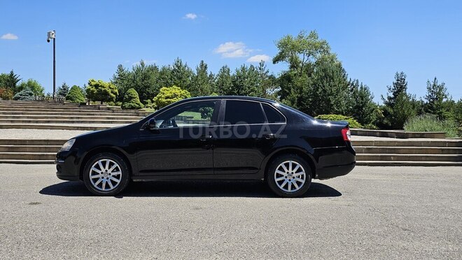 Volkswagen Jetta-7