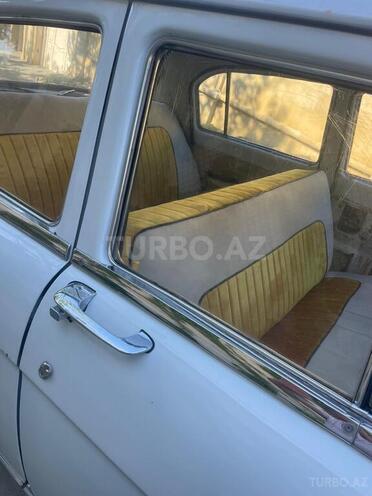 GAZ 21 "Volga"-7