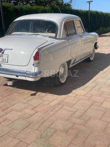 GAZ 21 "Volga"-14