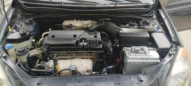 Hyundai Accent-12