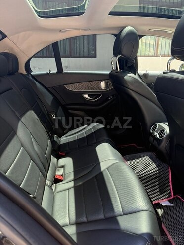 Mercedes C 300-7