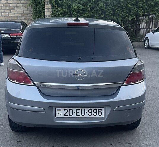 Opel Astra-2