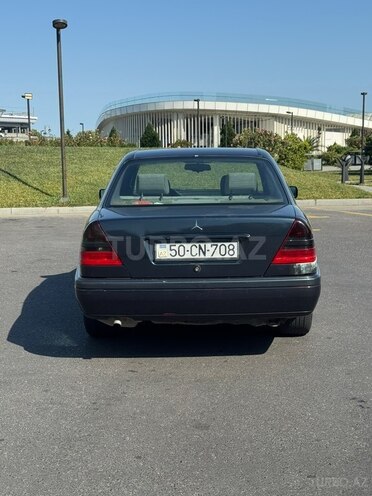 Mercedes C 180-2