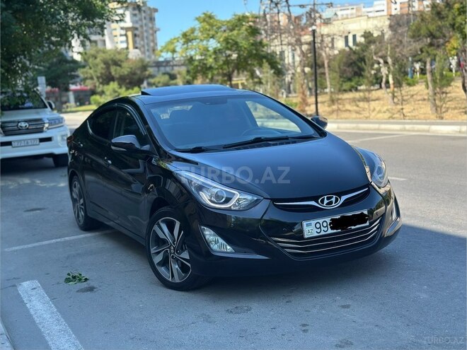 Hyundai Elantra-2