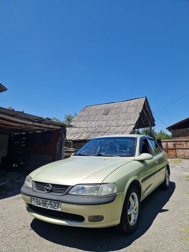 Opel Vectra-2