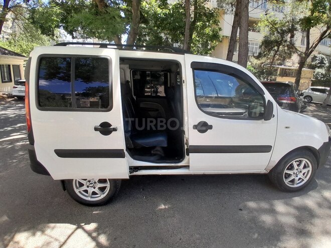 Fiat Doblo-4