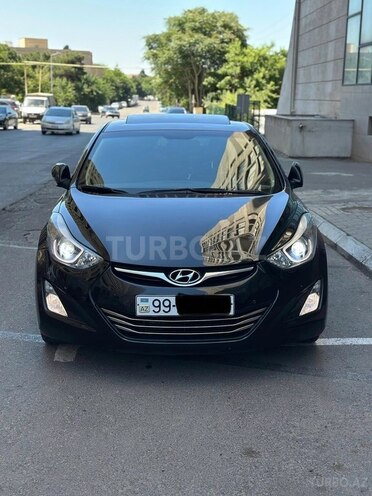 Hyundai Elantra-5