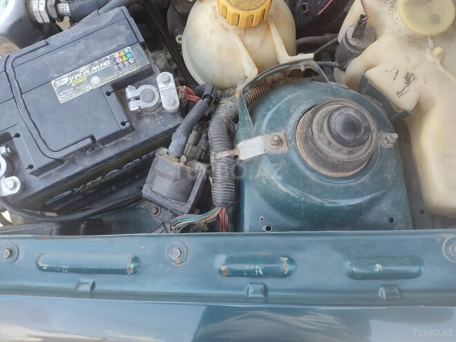 Daewoo Espero-12