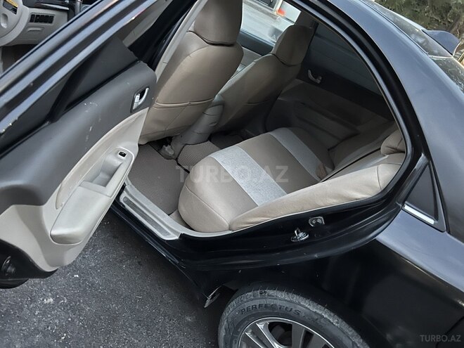 Hyundai Sonata-8