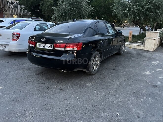 Hyundai Sonata-5