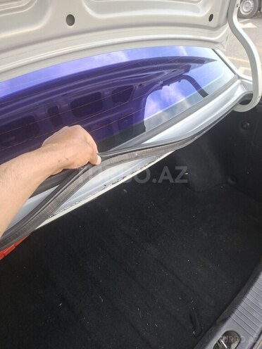 Kia Rio-7