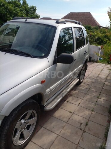 Chevrolet Niva-2