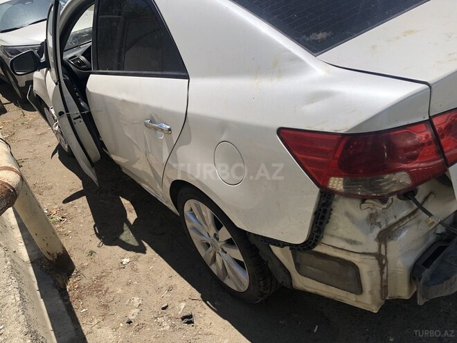 Kia Cerato-6