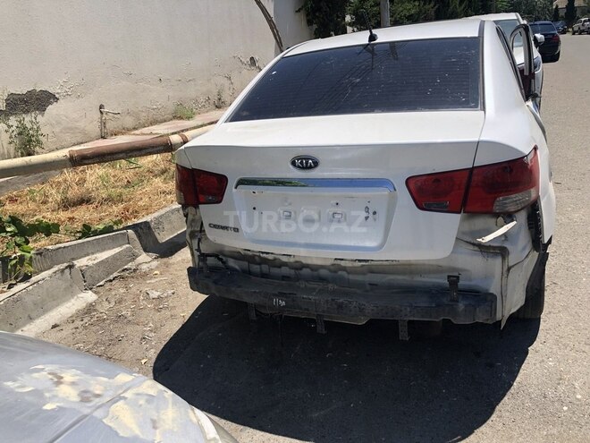 Kia Cerato-7