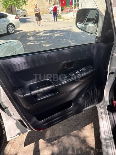 Mitsubishi Pajero io-10