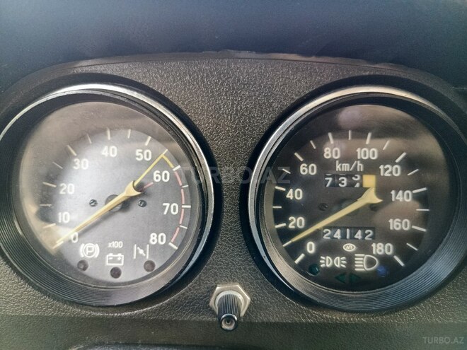 LADA (VAZ) 2106-10