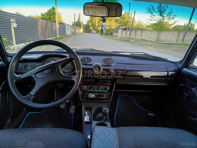 LADA (VAZ) 2106-5