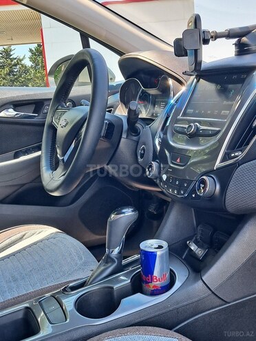 Chevrolet Cruze-9