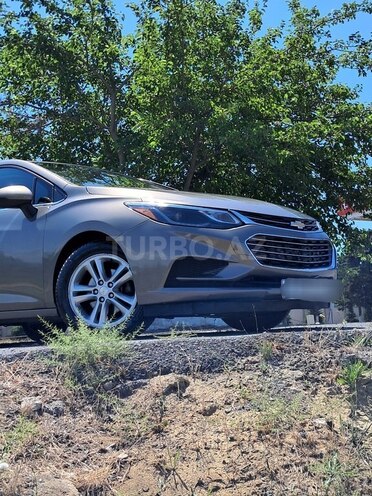 Chevrolet Cruze-13