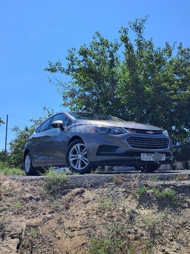 Chevrolet Cruze-14