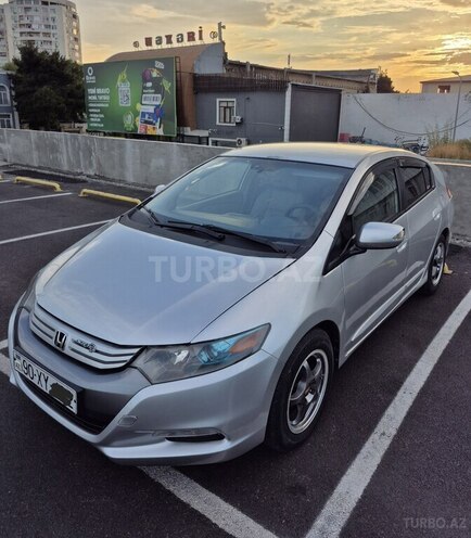 Honda Insight-4