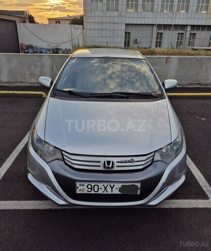 Honda Insight-3