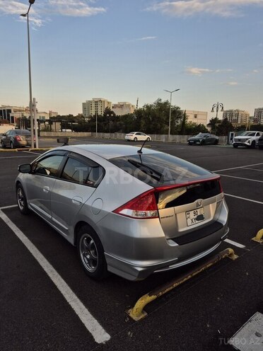 Honda Insight-6