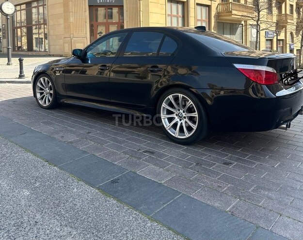 BMW 530-5