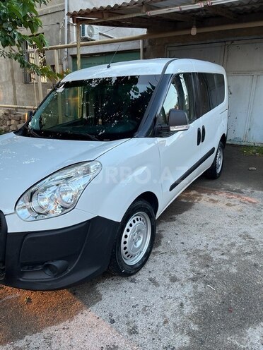 Fiat Doblo-5
