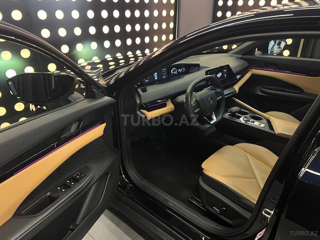 Changan Uni-V-7