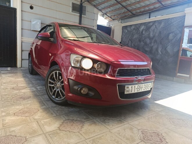 Chevrolet Aveo-12