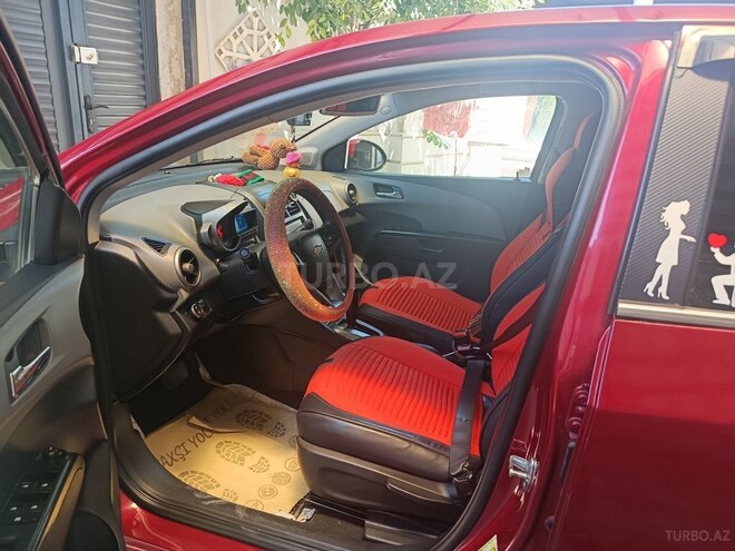 Chevrolet Aveo-6