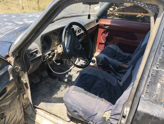 GAZ 24 "Volga"-6