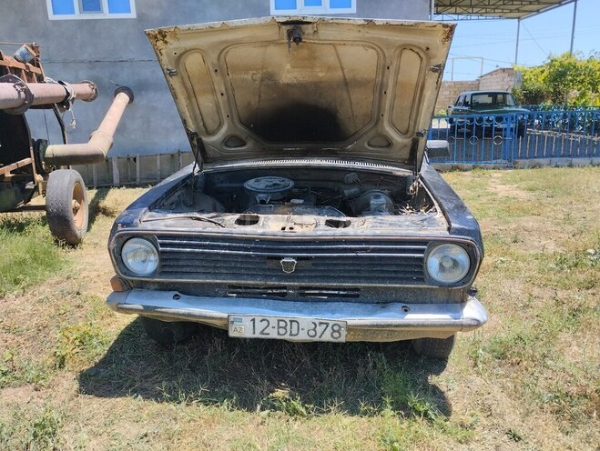 GAZ 24 "Volga"-8