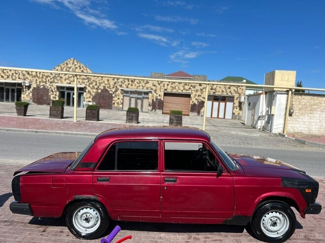 LADA (VAZ) 2107-8