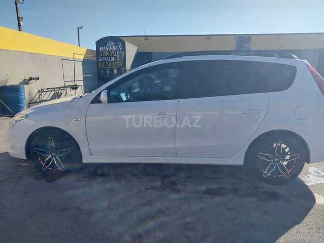 Hyundai i30-3